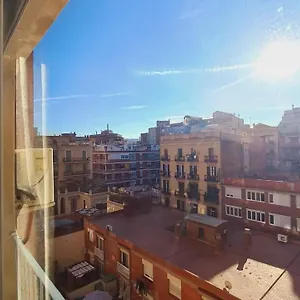Plaza Universitat Apartment